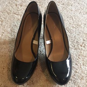 MERONA patten leather black stilettos